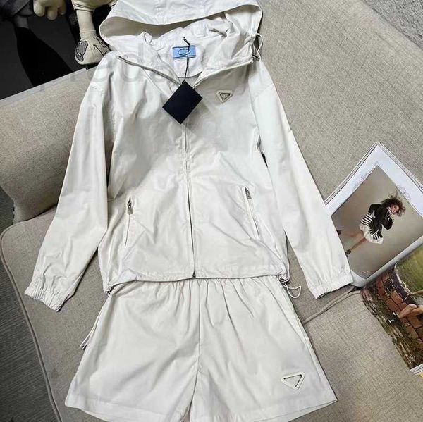 women's tracksuits designer womens tracksuit summer fashion two piece set casual sun protection stylish windproof suits woman clothes n, Gray
women's tracksuits designer womens tracksuit summer fashion two piece set casual sun protection stylish windproof suits woman clothes n, Gray