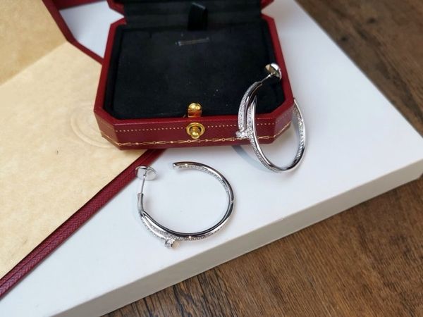 exquisite and fashionable carti 18k gold plated earrings charming design earrings luxury designer jewelry senior gifts girls' selected, Golden;silver
exquisite and fashionable carti 18k gold plated earrings charming design earrings luxury designer jewelry senior gifts girls' selected, Golden;silver