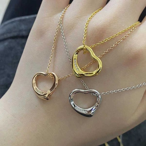 designer ay necklace hollow heart diamond 18k rose gold pendant temperament clavicle chain female gift, Black
designer ay necklace hollow heart diamond 18k rose gold pendant temperament clavicle chain female gift, Black