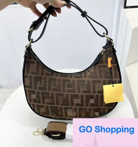 europe and the united states classic shoulder underarm bag fashion all match underarm bag high-grade sense
europe and the united states classic shoulder underarm bag fashion all match underarm bag high-grade sense