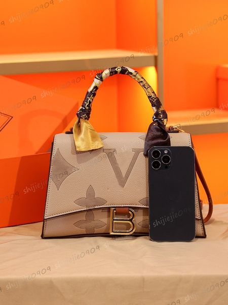 women shoulder bags messenger bag luxurys cross body designer handbag classic satchel crossbody purse cosmetic evening clutch
women shoulder bags messenger bag luxurys cross body designer handbag classic satchel crossbody purse cosmetic evening clutch