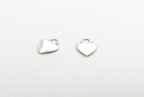 200pcslot tibetan silver alloy heart pendant charms for jewelry makings bracelet findings 105135mm1140704, Bronze;silver
200pcslot tibetan silver alloy heart pendant charms for jewelry makings bracelet findings 105135mm1140704, Bronze;silver