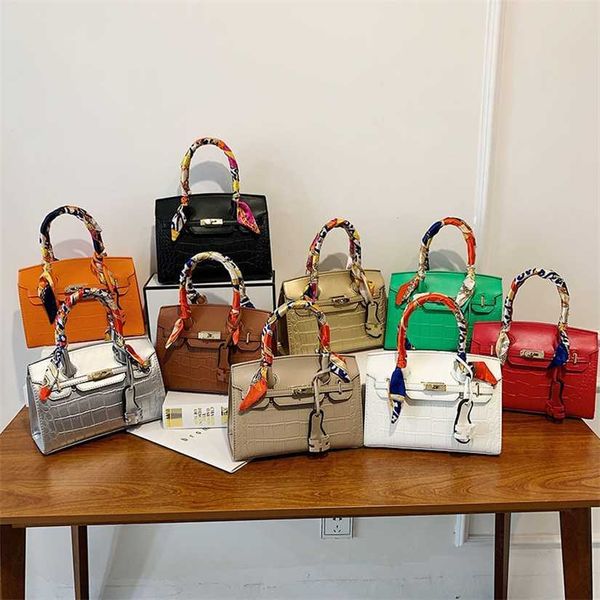 26% off designer 2023 baobao women's new scarf handbag stone question shoulder simple and elegant crossbody bag
26% off designer 2023 baobao women's new scarf handbag stone question shoulder simple and elegant crossbody bag