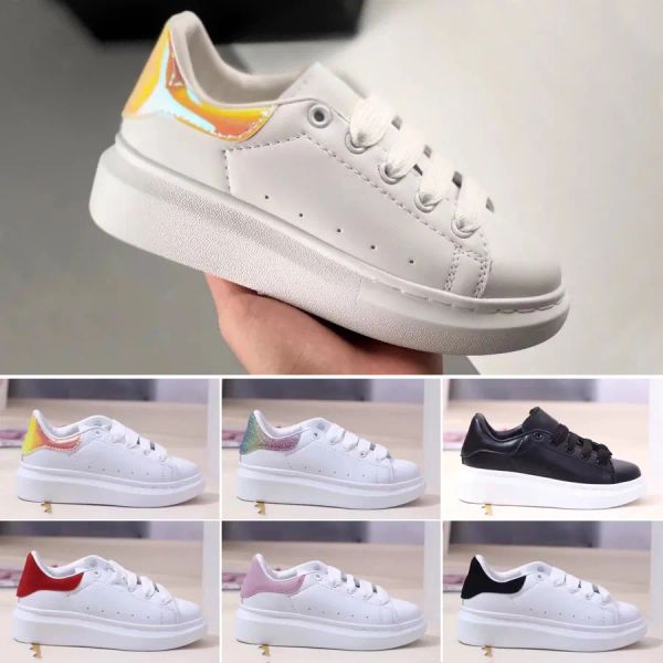 2022 infant designer kids shoes for boys and girls sneaker ander thick bottom white black red boby toddler casual sneakers size 24-35
2022 infant designer kids shoes for boys and girls sneaker ander thick bottom white black red boby toddler casual sneakers size 24-35