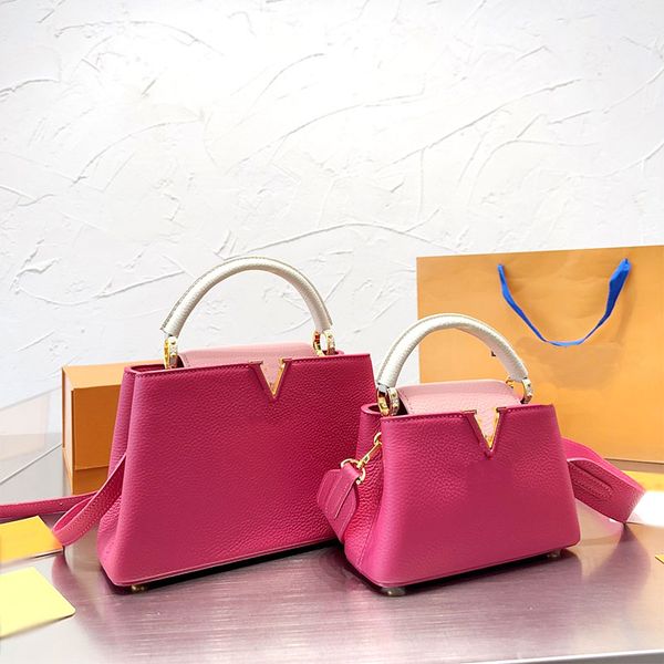 new with box cowhide version first layer cowhide handbag fresh and comfortable temperament and big name 27x18cm
new with box cowhide version first layer cowhide handbag fresh and comfortable temperament and big name 27x18cm