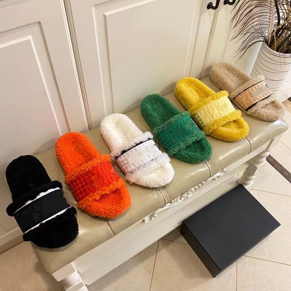 designer shoes new wool slippers three-dimensional electric embroidery logo with letter face lamb fur inner lining foot pad private mold rub, Black
designer shoes new wool slippers three-dimensional electric embroidery logo with letter face lamb fur inner lining foot pad private mold rub, Black