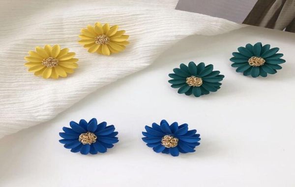 new korean jewelry pearl earrings women long flower earring bohemian dangle drop earrings party gifts mix colors9989922, Golden;silver
new korean jewelry pearl earrings women long flower earring bohemian dangle drop earrings party gifts mix colors9989922, Golden;silver