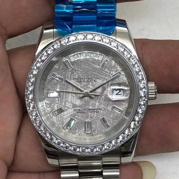 r olax men's watches from brands mechanical watch diary pearl white double calendar fiber stone ding full automatic watch rz255 machine, Slivery;golden
r olax men's watches from brands mechanical watch diary pearl white double calendar fiber stone ding full automatic watch rz255 machine, Slivery;golden