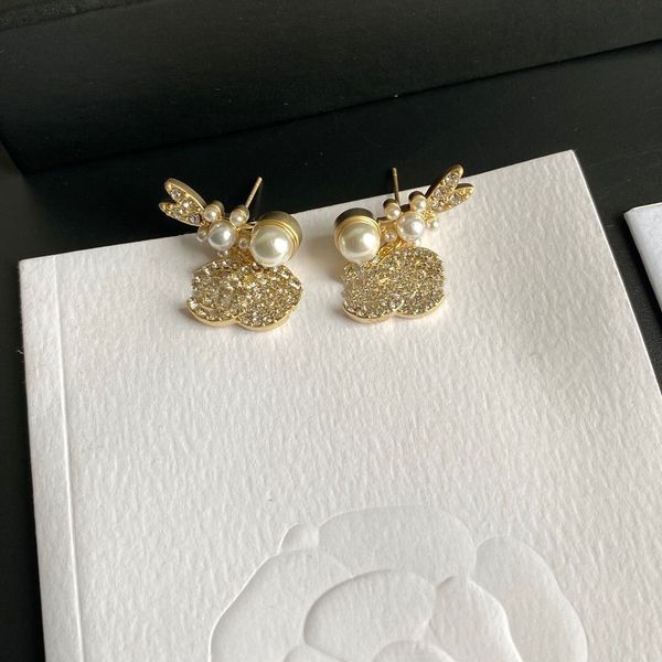 europe and america 2023fashion earrings female new pearl earrings pendant fashion high-end earrings, Silver
europe and america 2023fashion earrings female new pearl earrings pendant fashion high-end earrings, Silver