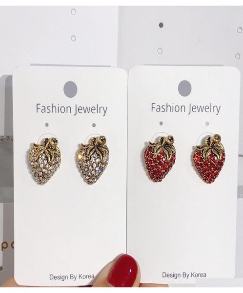 s1079 fashion jewelry s925 silver needle vintage strawberry earring diamond rhinstone stud earrings zforc2621251, Golden;silver
s1079 fashion jewelry s925 silver needle vintage strawberry earring diamond rhinstone stud earrings zforc2621251, Golden;silver