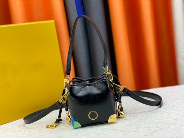 designer woman drawstring mini neonoe tote m82885 lady luxury monograms shoulder bags checked handle handbag with zip pocket casual totes pu
designer woman drawstring mini neonoe tote m82885 lady luxury monograms shoulder bags checked handle handbag with zip pocket casual totes pu