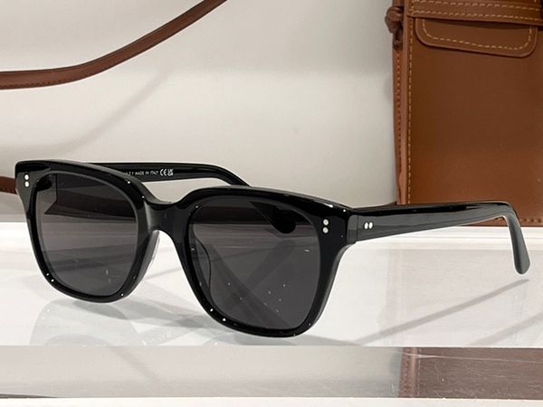 sunglasses for men women summer 40061 designers style anti-ultraviolet retro plate full frame random box, White;black
sunglasses for men women summer 40061 designers style anti-ultraviolet retro plate full frame random box, White;black