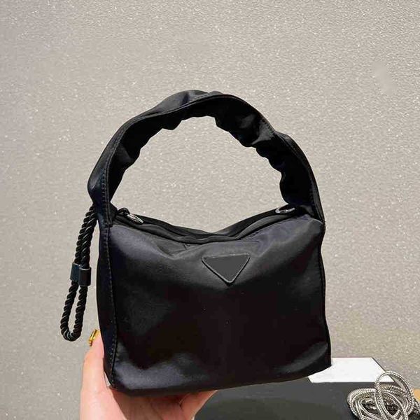 prdbag triangle evening bags nylon handbags designer women mini tote trend cute clouds crossbody shoulder shopping 220810
prdbag triangle evening bags nylon handbags designer women mini tote trend cute clouds crossbody shoulder shopping 220810