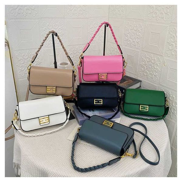 28% off handbag designer 2023 new one shoulder crossbody handheld stick women's small bag
28% off handbag designer 2023 new one shoulder crossbody handheld stick women's small bag