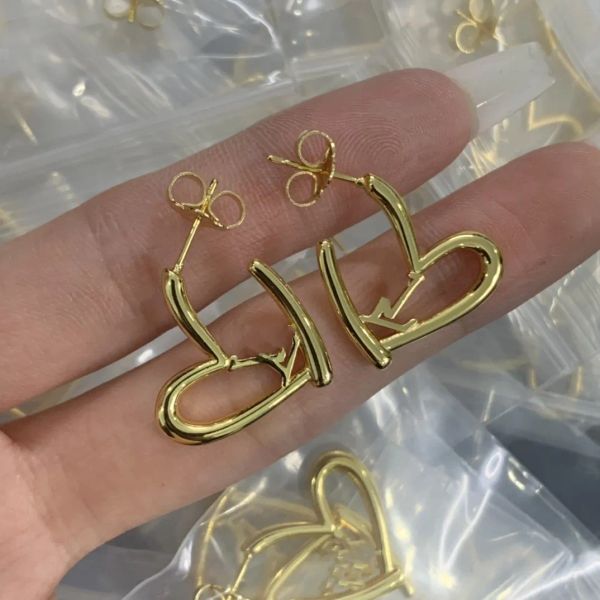 designer silver earrings for women stud earring pearl jewelry gold hoop earings fashion diamonds earing wedding ear studs charm 237172d, Golden;silver
designer silver earrings for women stud earring pearl jewelry gold hoop earings fashion diamonds earing wedding ear studs charm 237172d, Golden;silver