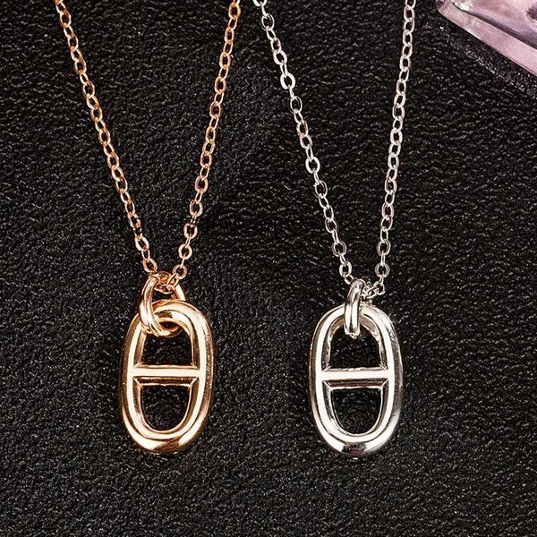 aher mas designer luxury nacklace silver pig nose necklace for women's minimalist letter h pendant luxury broadcast
aher mas designer luxury nacklace silver pig nose necklace for women's minimalist letter h pendant luxury broadcast