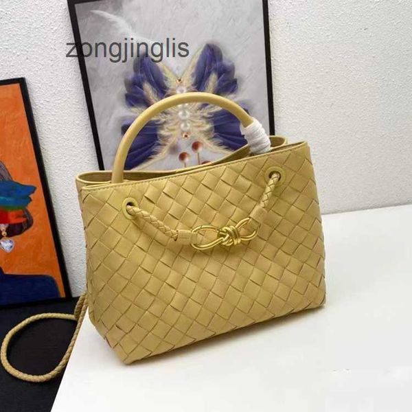 bags tote arco totes 2023 designer venetas botteges cowhide knitted handbag metal rope andiamo shoulder bag handheld high capacity wo xo5y
bags tote arco totes 2023 designer venetas botteges cowhide knitted handbag metal rope andiamo shoulder bag handheld high capacity wo xo5y