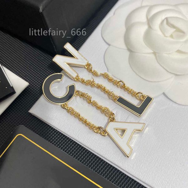 women premium gold earring designer stud luxury brand letter design fashion jewelry brass copper earrings, Golden;silver
women premium gold earring designer stud luxury brand letter design fashion jewelry brass copper earrings, Golden;silver