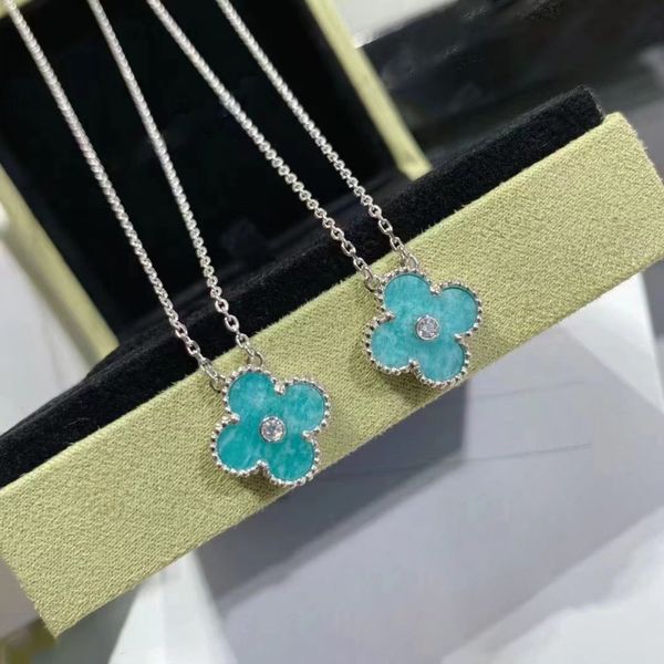 four leaf clover necklace designer jewelry titanium band drill necklace link chain pendants for woman wedding party gift love necklaces, Silver
four leaf clover necklace designer jewelry titanium band drill necklace link chain pendants for woman wedding party gift love necklaces, Silver