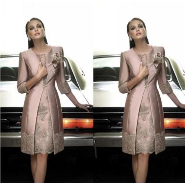 2019 vintage knee length mother off the bride groom plus size suits long jacket appliques lace wedding guest dresses6961906, Black;red
2019 vintage knee length mother off the bride groom plus size suits long jacket appliques lace wedding guest dresses6961906, Black;red