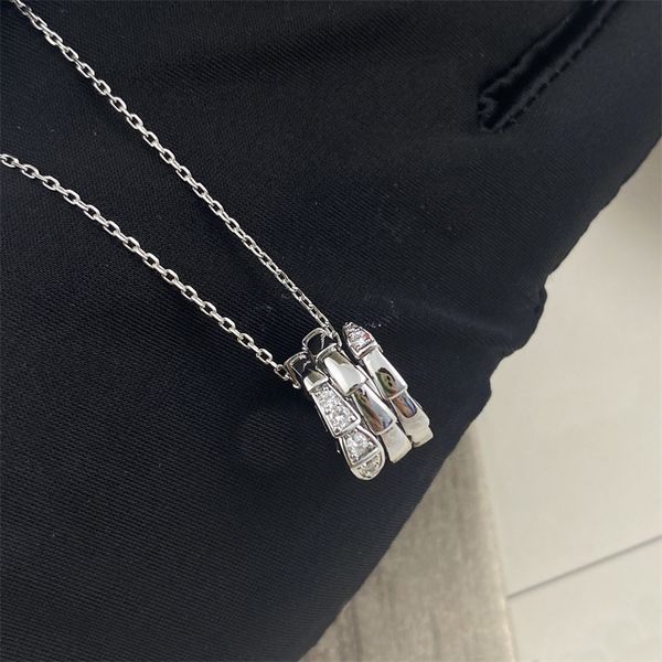 champagne gold ladies with diamond snake-shaped three-ring titanium steel necklace men jewelrysnake bone necklace full diamond snake pendant, Black
champagne gold ladies with diamond snake-shaped three-ring titanium steel necklace men jewelrysnake bone necklace full diamond snake pendant, Black