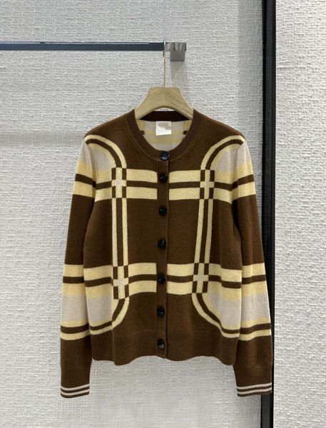 2023 new autumn milan runway sweaters o neck long sleeve women's sweater high end jacquard cardigan designer 0717-4, White;black
2023 new autumn milan runway sweaters o neck long sleeve women's sweater high end jacquard cardigan designer 0717-4, White;black