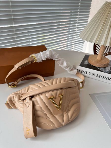 2023 new big logo chest bag waist package genuine leather embroidery thread designer bag shoulder bag crossbody bags sports bag
2023 new big logo chest bag waist package genuine leather embroidery thread designer bag shoulder bag crossbody bags sports bag