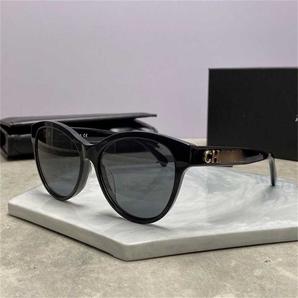 42% off 2023 new small fragrance letter leg personalized net red ins same round frame sunglasses for women ch5458, White;black
42% off 2023 new small fragrance letter leg personalized net red ins same round frame sunglasses for women ch5458, White;black