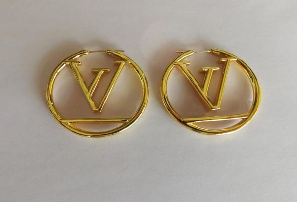 2022 gold hoop earrings for lady women party wedding lovers gift engagement jewelry bride8782344, Golden;silver
2022 gold hoop earrings for lady women party wedding lovers gift engagement jewelry bride8782344, Golden;silver