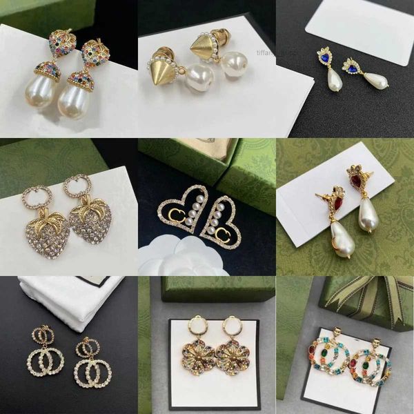 women18k gold plated luxury brand designers letters stud geometric famous ladies crystal rhinestone pearl earring wedding party jewerlry wit, Golden;silver
women18k gold plated luxury brand designers letters stud geometric famous ladies crystal rhinestone pearl earring wedding party jewerlry wit, Golden;silver