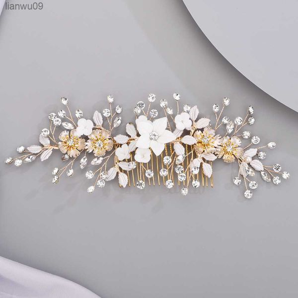 shine beautiful flower head jewelry women wedding hair accessory gold brides tiaras and headdresses handmade leaf girl hair comb l230704, White;golden
shine beautiful flower head jewelry women wedding hair accessory gold brides tiaras and headdresses handmade leaf girl hair comb l230704, White;golden