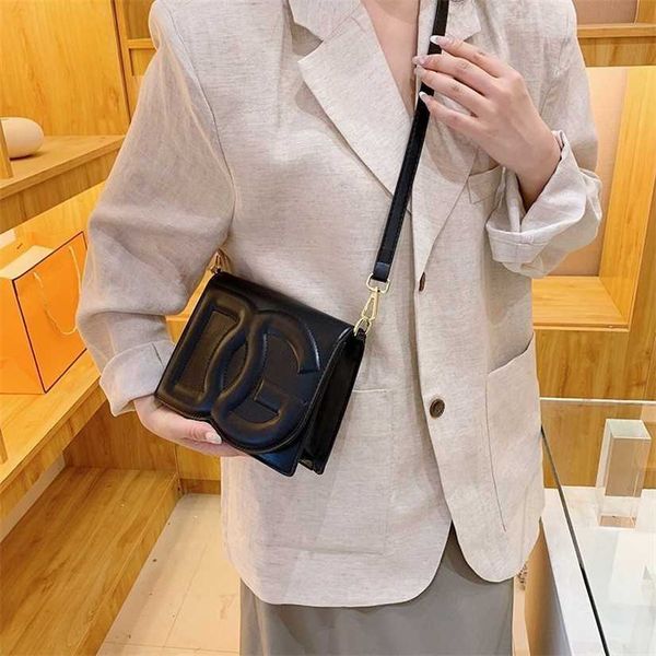 26% off handbag designer 2023 new and popular letter small temperament women's korean single shoulder crossbody bag
26% off handbag designer 2023 new and popular letter small temperament women's korean single shoulder crossbody bag