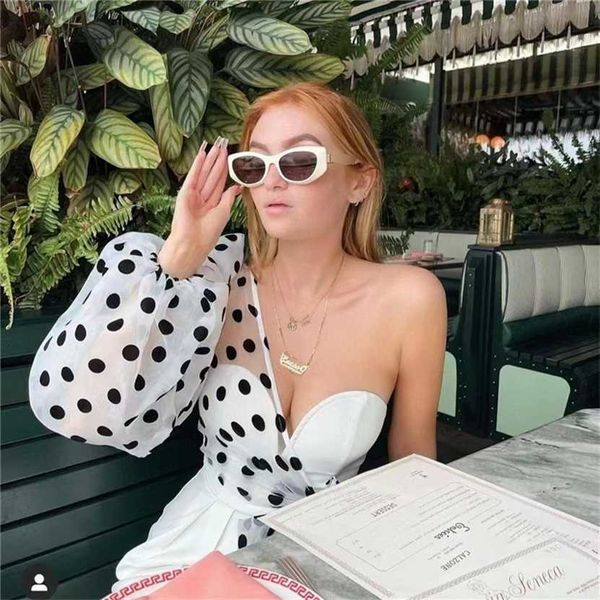 40% off sunglasses 2023 new f family's new personality letter mirror leg cat's eye female star same sunglasses fashion v1, White;black
40% off sunglasses 2023 new f family's new personality letter mirror leg cat's eye female star same sunglasses fashion v1, White;black
