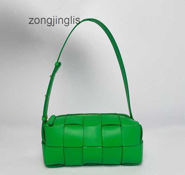 botteges cowhide spring 2023 underarm venetas brick knitted cassettes bags candy color one shoulder bag square wo emz9
botteges cowhide spring 2023 underarm venetas brick knitted cassettes bags candy color one shoulder bag square wo emz9