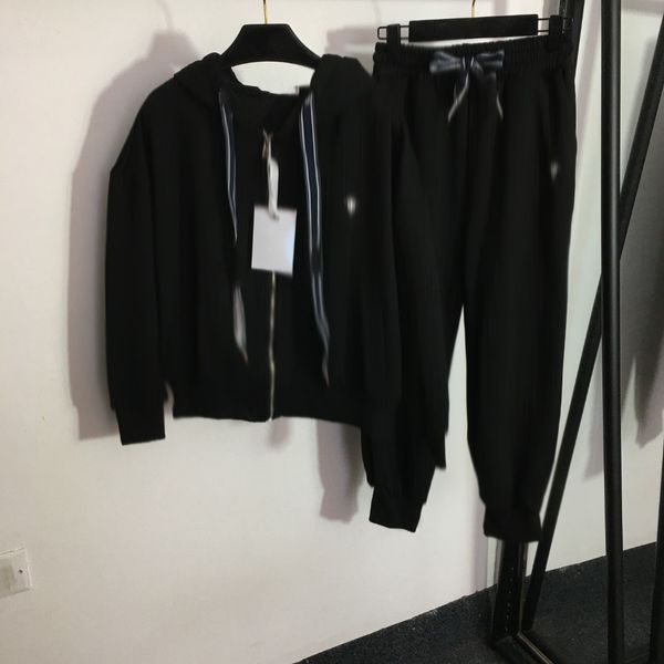 711 2023 milan style spring summer brand same style two pieces sets long pants hooded zipper empire long sleeve dress meiyi, White
711 2023 milan style spring summer brand same style two pieces sets long pants hooded zipper empire long sleeve dress meiyi, White