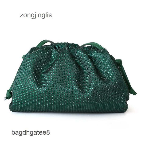 venetas bags 2023 designer claassic pouch lady botteges mini crystal diamond cloud fashion trend bag versatile one shoulder messenger wrinkl
venetas bags 2023 designer claassic pouch lady botteges mini crystal diamond cloud fashion trend bag versatile one shoulder messenger wrinkl