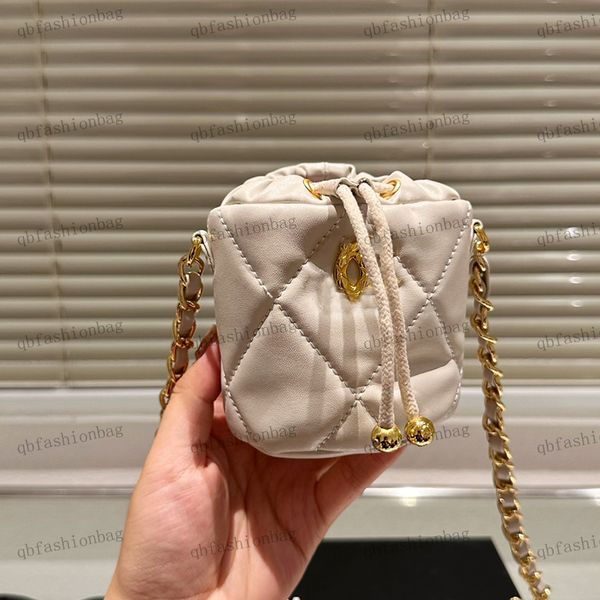 mini bucket bag leather sewn hardware metal buckle small gold ball drawstring chain handbag crossbody bags beautiful makeup case designer bl
mini bucket bag leather sewn hardware metal buckle small gold ball drawstring chain handbag crossbody bags beautiful makeup case designer bl
