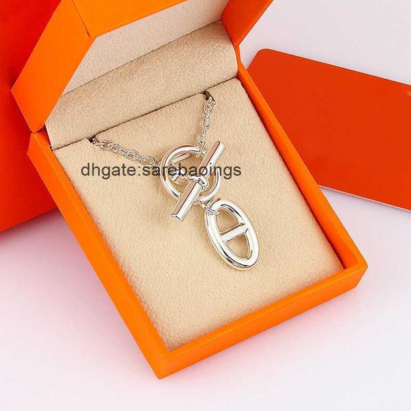 aher mas designer luxury nacklace h family pig nose necklace 18k smooth face pendant fashion versatile collar chain female, Silver
aher mas designer luxury nacklace h family pig nose necklace 18k smooth face pendant fashion versatile collar chain female, Silver