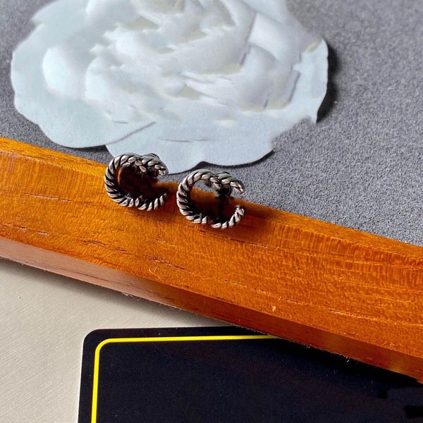 retro stud ggity designer charm earrings interlocking letter g eardrop women simple style party earring with box 34134, Golden;silver
retro stud ggity designer charm earrings interlocking letter g eardrop women simple style party earring with box 34134, Golden;silver