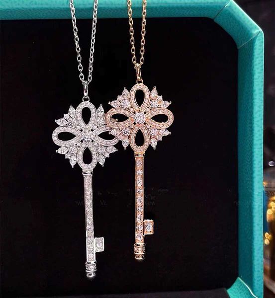 high version tiffay key necklace 925 silver snowflake sweater chain plated with 18k gold fashion trend women's pendant collar, Black
high version tiffay key necklace 925 silver snowflake sweater chain plated with 18k gold fashion trend women's pendant collar, Black