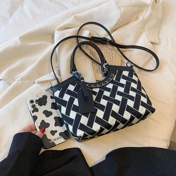 large capacity tote bag for women new checkered underarm bag fashion casual handheld shoulder bag personalized bag
large capacity tote bag for women new checkered underarm bag fashion casual handheld shoulder bag personalized bag