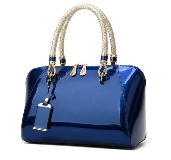 2023 lacquer leather women's bag bright face handbag foreign trade boston women's bag new amazon fashion one shoulder diagonal str
2023 lacquer leather women's bag bright face handbag foreign trade boston women's bag new amazon fashion one shoulder diagonal str