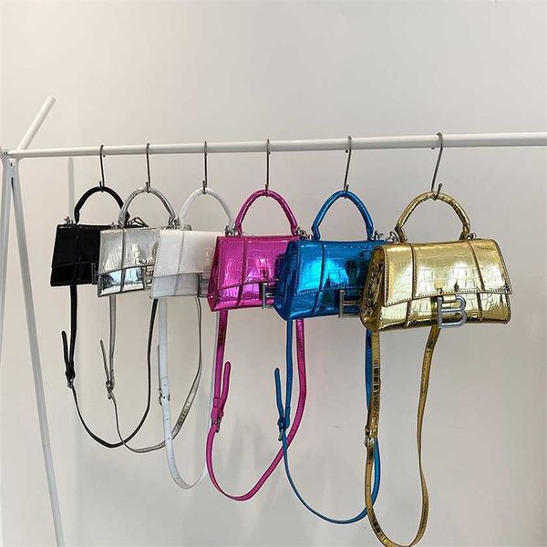 lacquer leather niche for women in internet celebrity spring and summer portable high-end sense crossbody crocodile pattern hourglass bag
lacquer leather niche for women in internet celebrity spring and summer portable high-end sense crossbody crocodile pattern hourglass bag