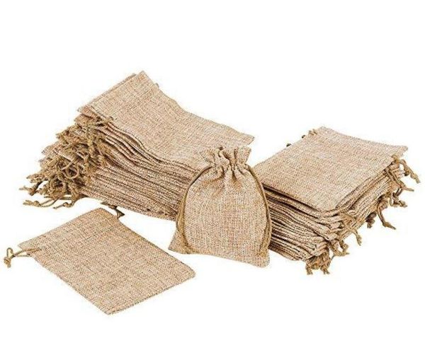50pcs 10x14cm natural burlap bags with drawstring jute pouch sack gift bags for wedding party favor jewelry packaging coffee been 1895598, Pink;blue 
50pcs 10x14cm natural burlap bags with drawstring jute pouch sack gift bags for wedding party favor jewelry packaging coffee been 1895598, Pink;blue