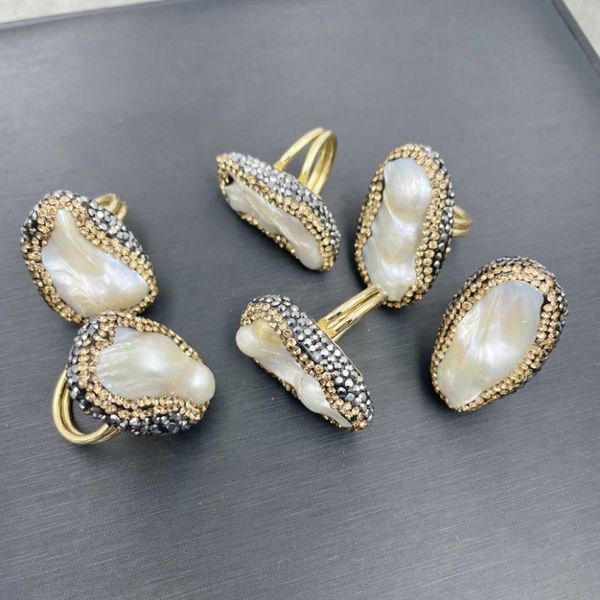 wedding rings natural baroque profiled freshwater pearl ring is the jewelry gift for fashionable and exquisite women's wedding banquet, Slivery;golden
wedding rings natural baroque profiled freshwater pearl ring is the jewelry gift for fashionable and exquisite women's wedding banquet, Slivery;golden