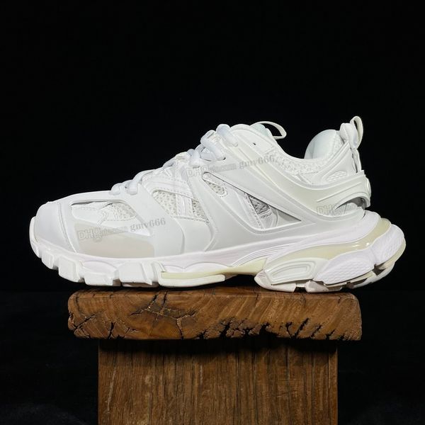 designer luxury brand men women casual shoes track white black gomma leather trainer nylon printed platform fashion sneakers zjy4
designer luxury brand men women casual shoes track white black gomma leather trainer nylon printed platform fashion sneakers zjy4