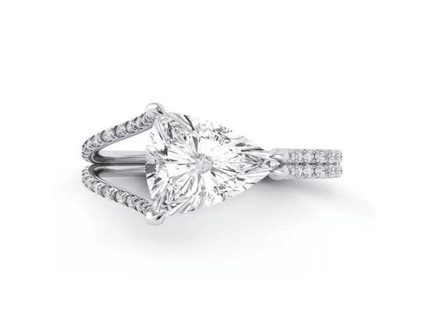 2020 new arrival solitaire luxury jewelry 925 sterling silver pear cut white z cz diamond gemstones women wedding heart band r1807239, Slivery;golden
2020 new arrival solitaire luxury jewelry 925 sterling silver pear cut white z cz diamond gemstones women wedding heart band r1807239, Slivery;golden