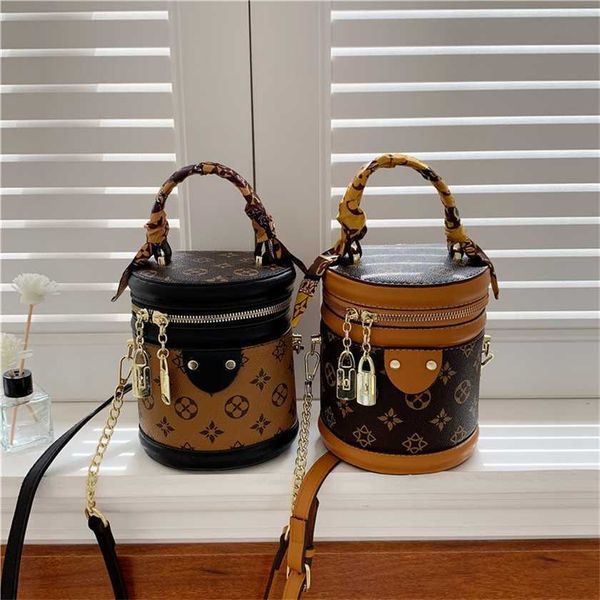 32% off handbag designer 2023 for women new scarf handheld cylindrical single shoulder crossbody old flower rice bucket small bag 
32% off handbag designer 2023 for women new scarf handheld cylindrical single shoulder crossbody old flower rice bucket small bag