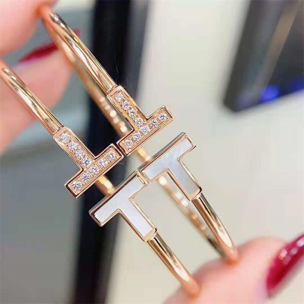t family's same style luxury brand designer bracelet bangle women's white shell bare body with diamond sterling silver 18k gold ro, Black
t family's same style luxury brand designer bracelet bangle women's white shell bare body with diamond sterling silver 18k gold ro, Black