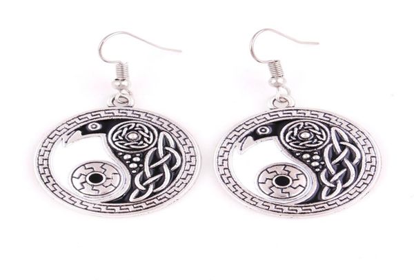 religious celtic retro raven pendant earring morrigan crow raven yin yang amulet earring jewelry for woman 6533301, Silver
religious celtic retro raven pendant earring morrigan crow raven yin yang amulet earring jewelry for woman 6533301, Silver